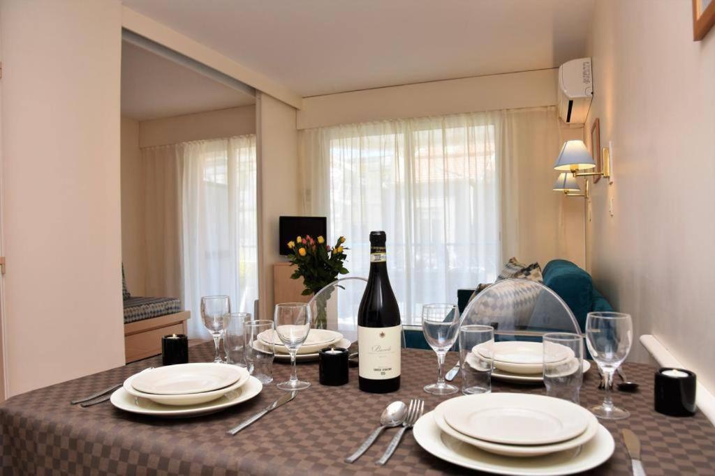 Ferienwohnung Les Rivages 2P Terrasse Parking Menton Exterior foto